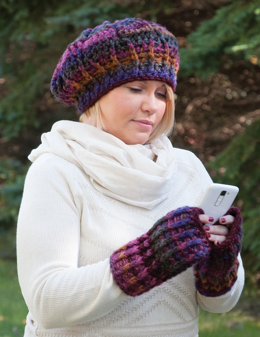 Hat and Fingerless Mitts Pattern