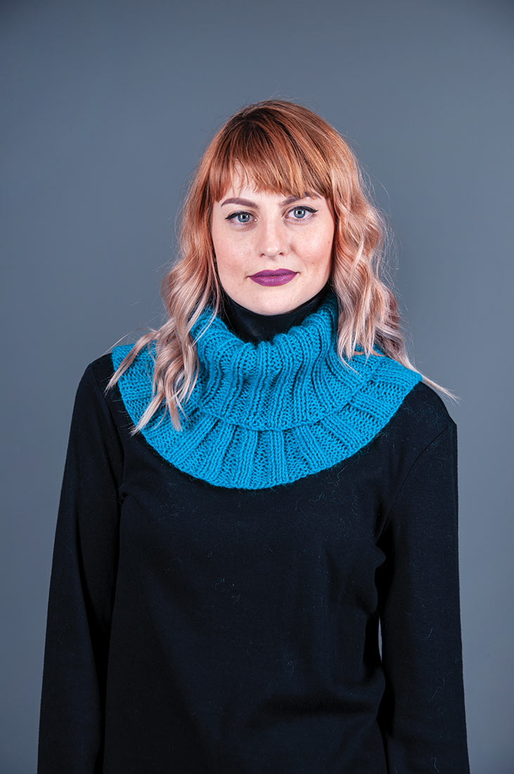 Fingerless Gloves and Neck Warmer Pattern