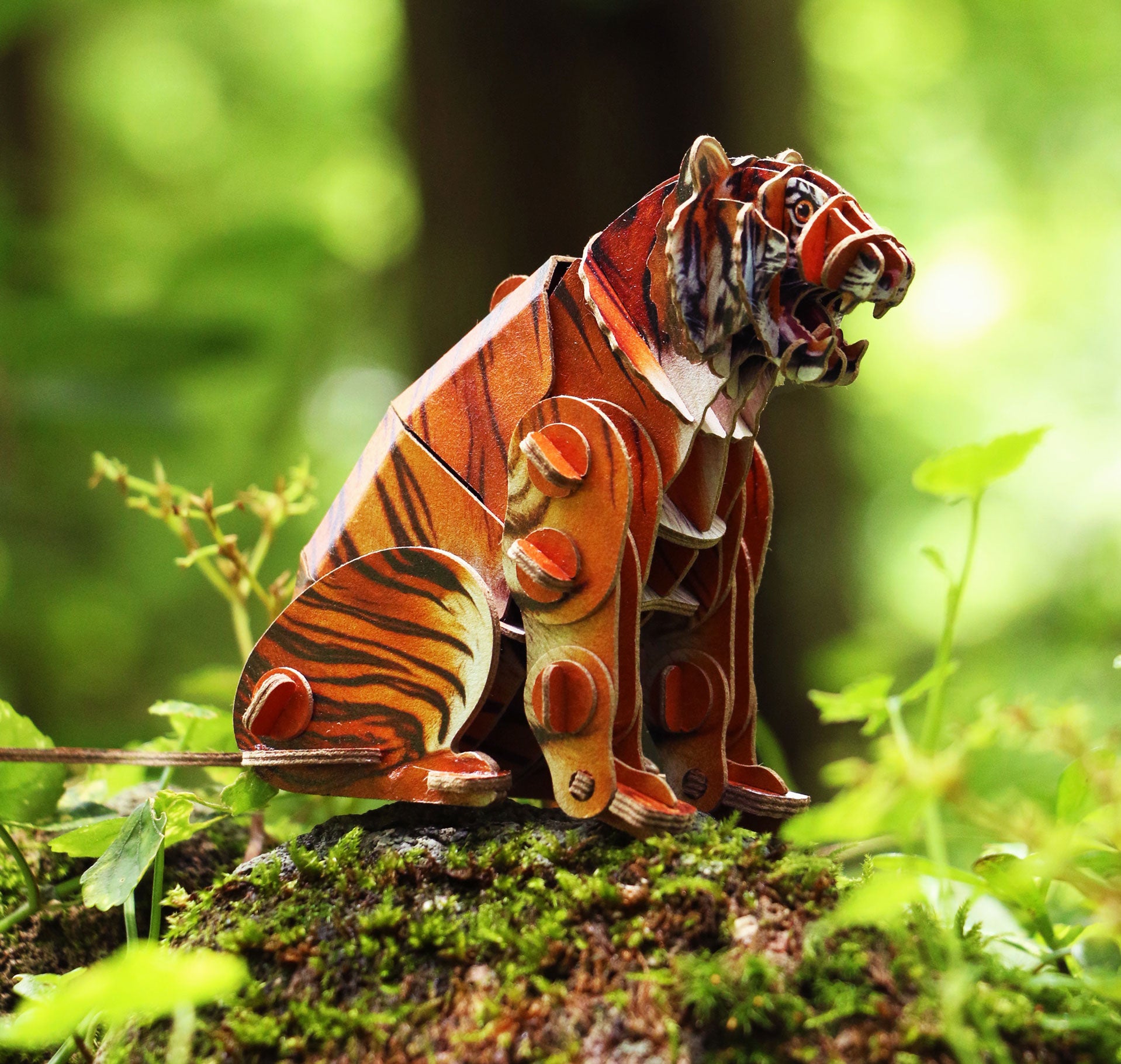 Siberian Tiger Voices of Nature Wood Model Kit – Mary Maxim Ltd