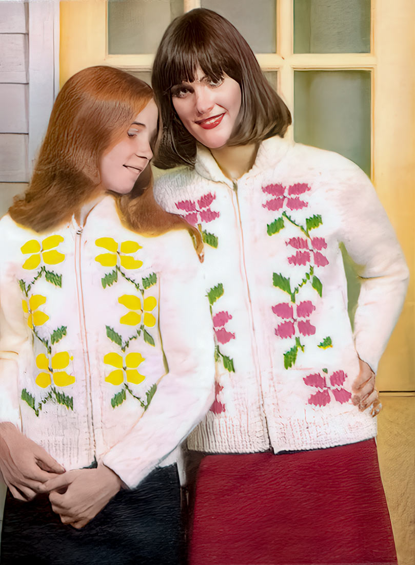 Ladies' Cardigan - Rambling Rose Pattern