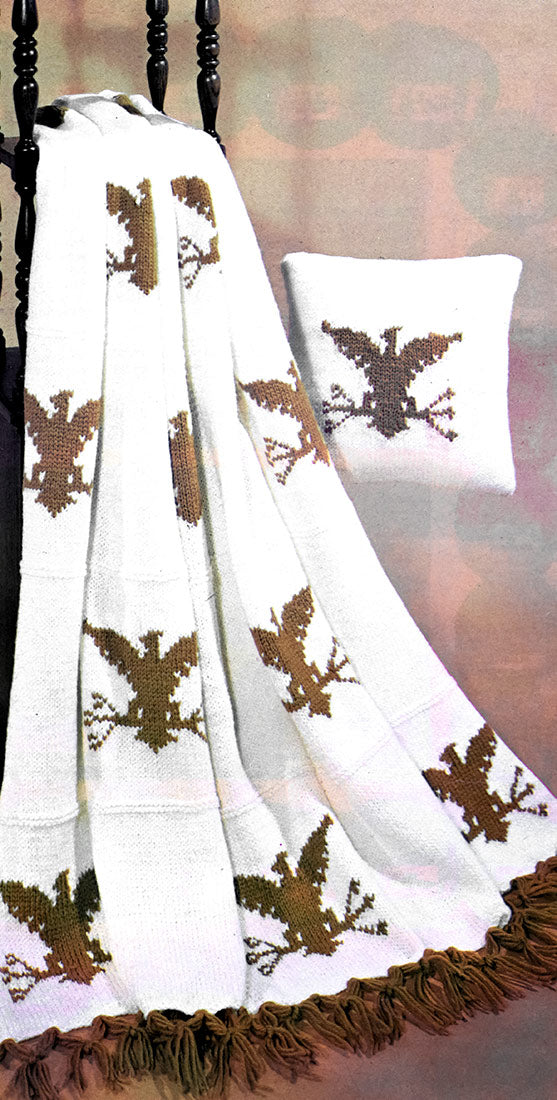 Aigle Afghan et motif d’oreiller