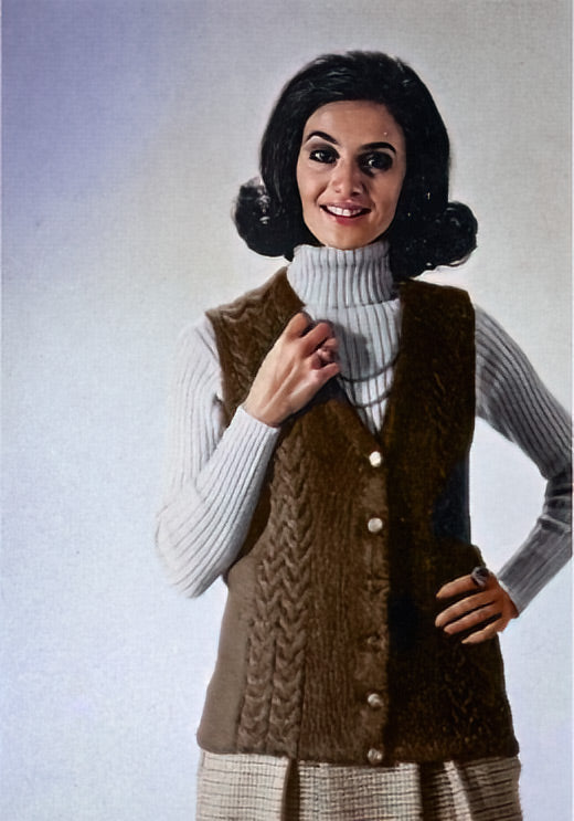 Knitted Cable Cutie Pattern
