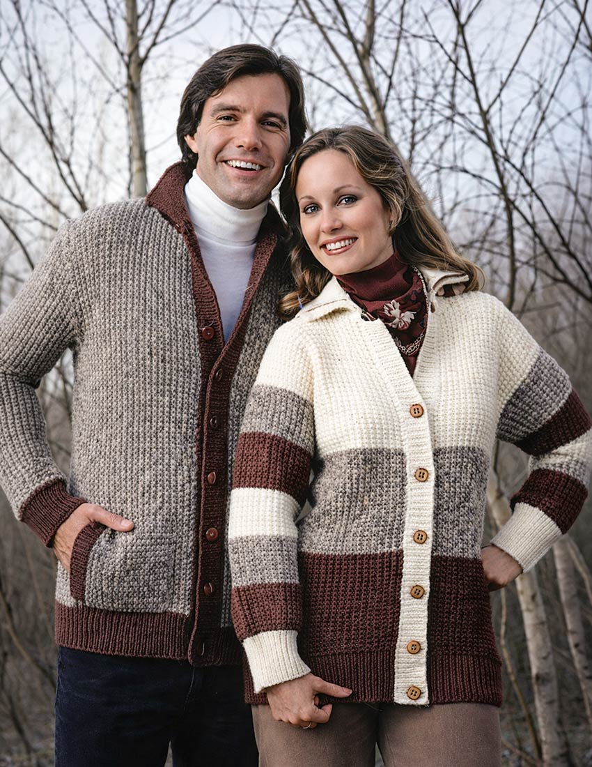 Modèle de cardigan et de chapeau pour femme