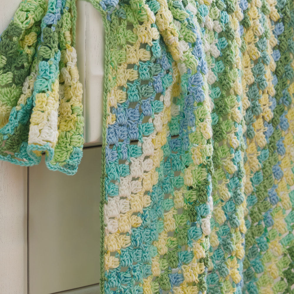 Corner to Corner Clusters Baby Blanket