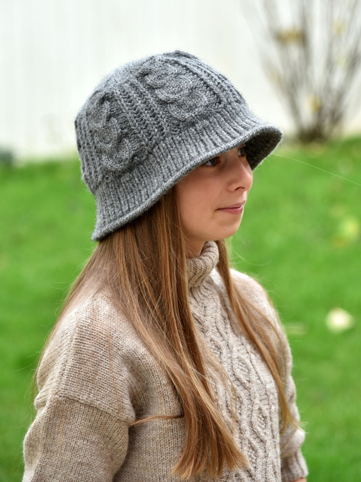 Winterberry Bucket Child/Adult Hat