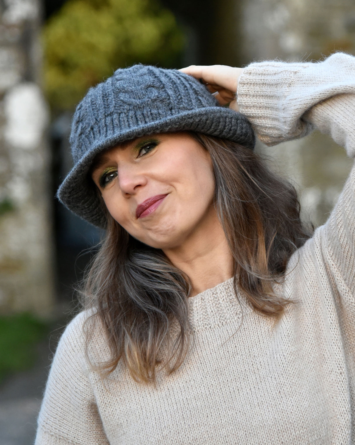 Winterberry Bucket Child/Adult Hat