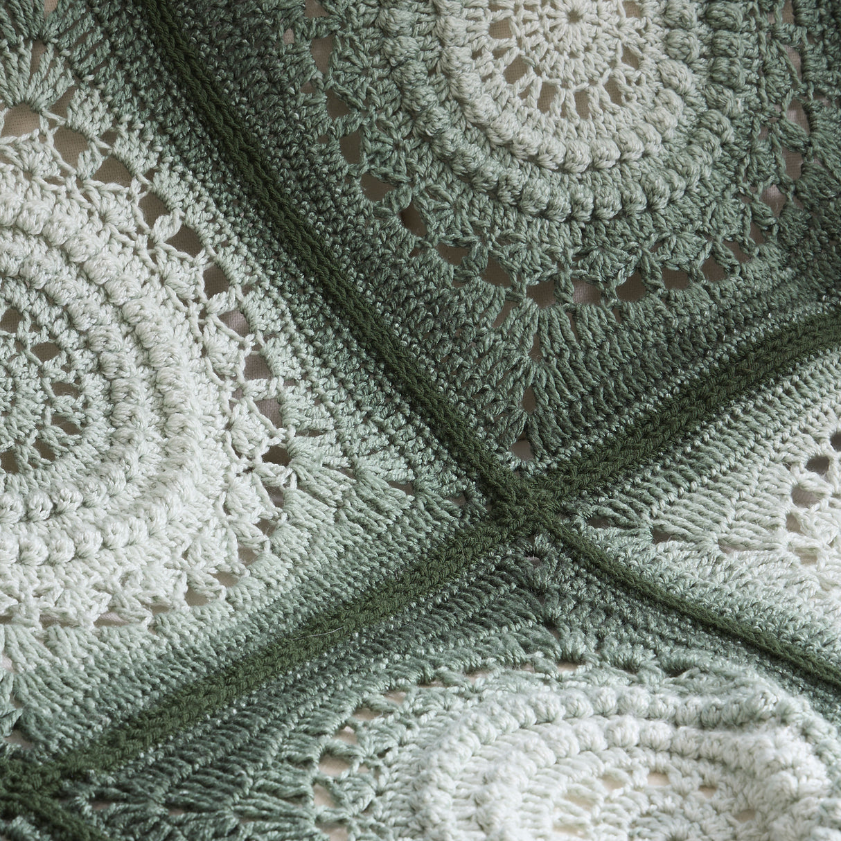 Echoing Keys Blanket