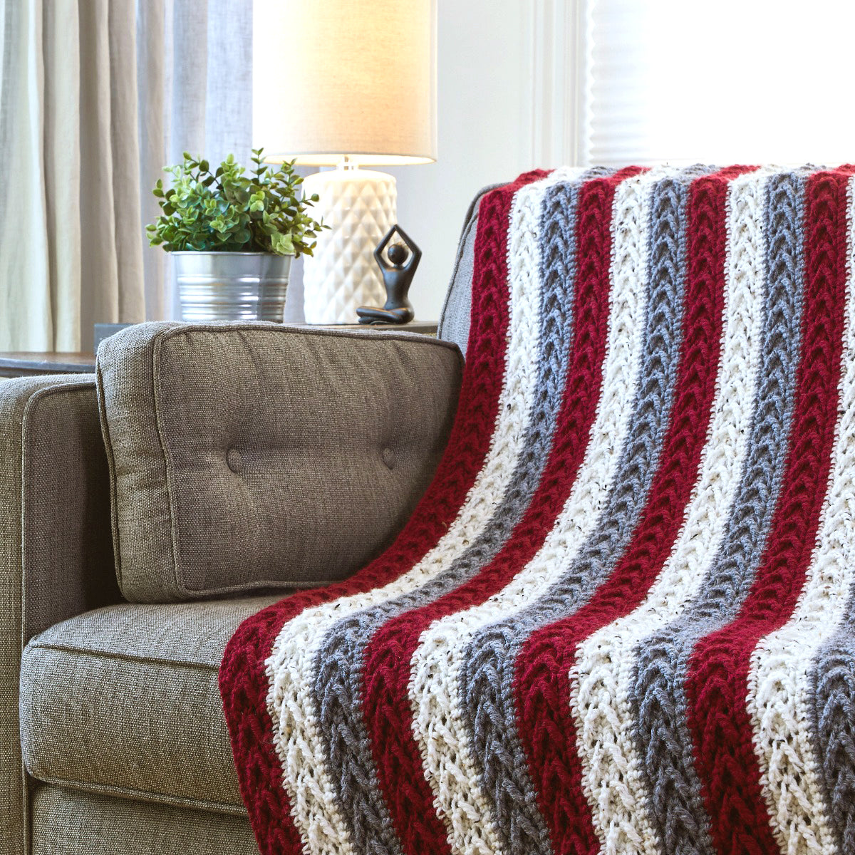 Striped Arrowhead Throw