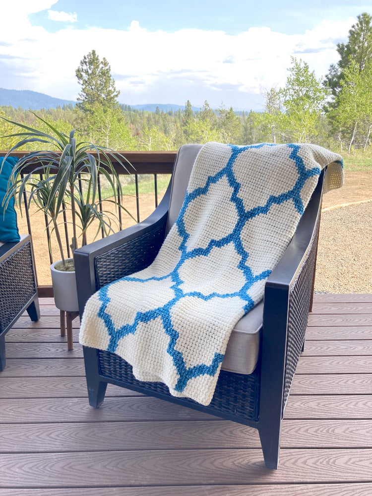 Arabesque Geometric Blanket