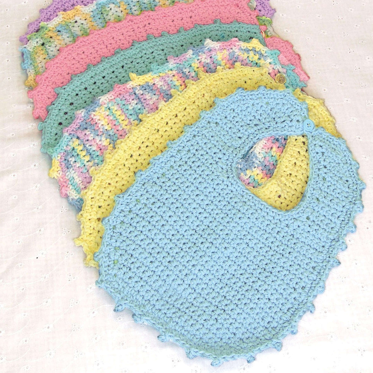 Free Baby Bibs & Booties Crochet Pattern