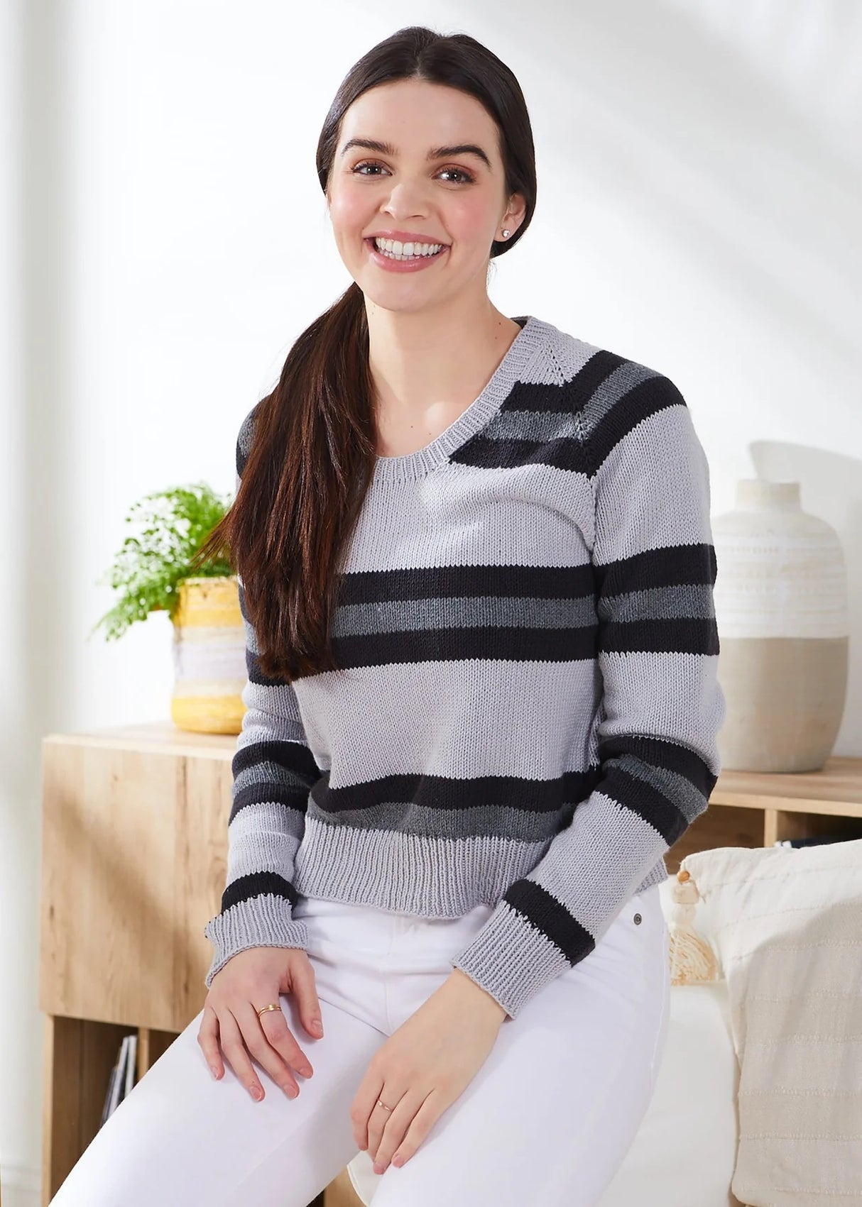 Free Grayscale Pullover Pattern