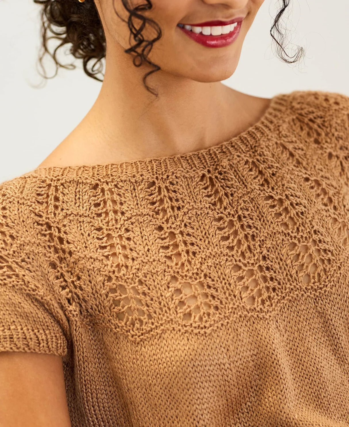 Wavecreast Lace Pullover
