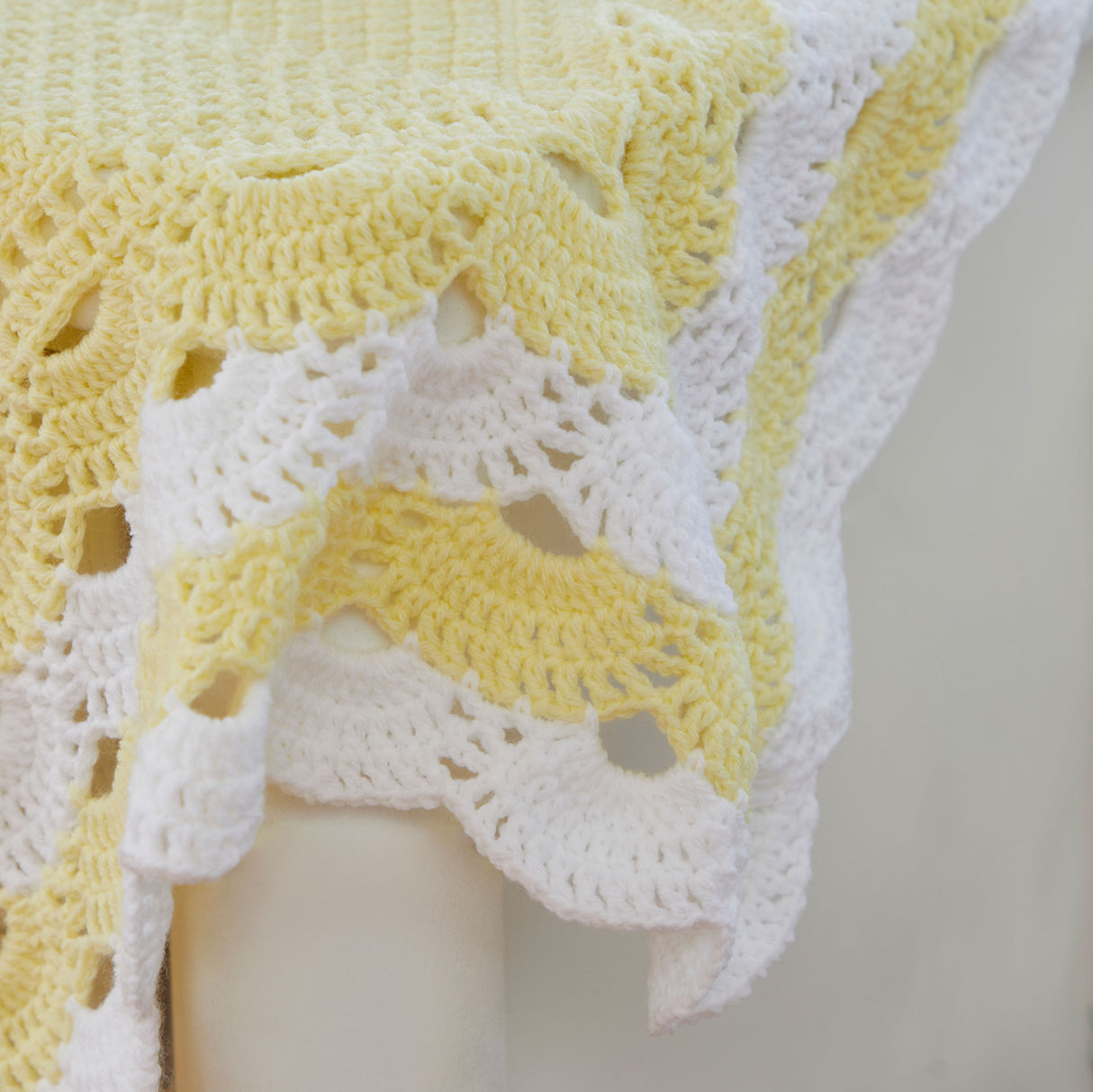 Lacy Scalloped Baby Blanket