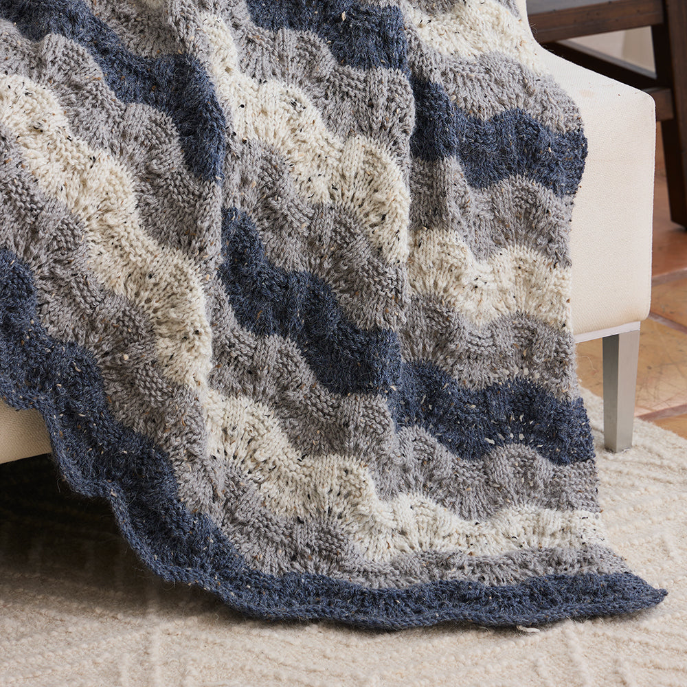 Beachwood Waves Throw