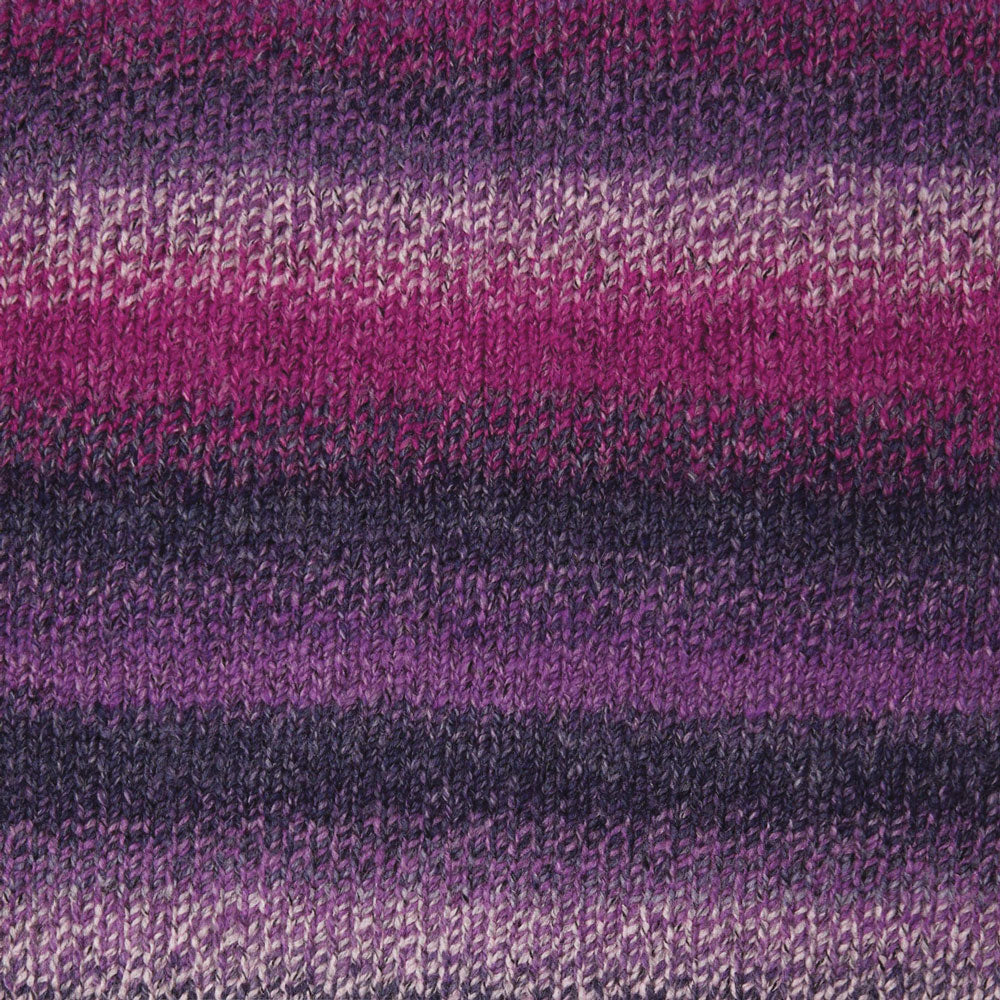 Colourful Clusters Throw