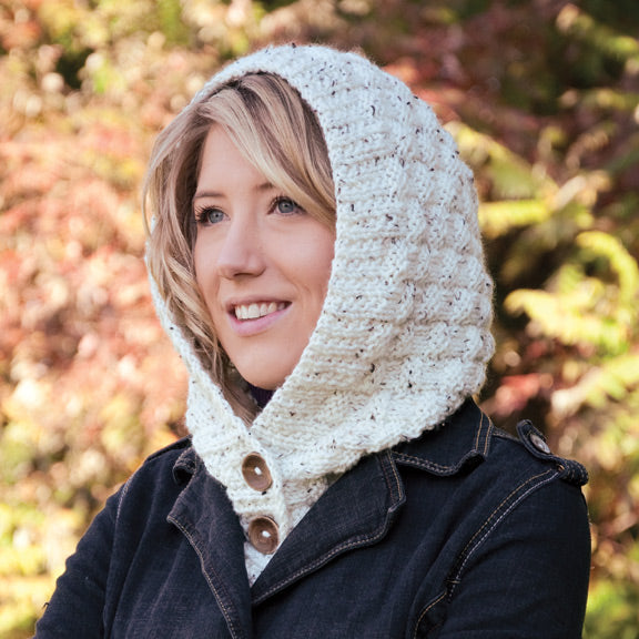 Modèle de tricot à col en tweed à capuche gratuit