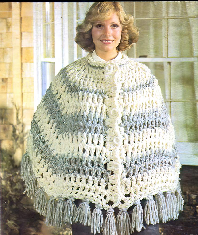 Modèle de cape au crochet