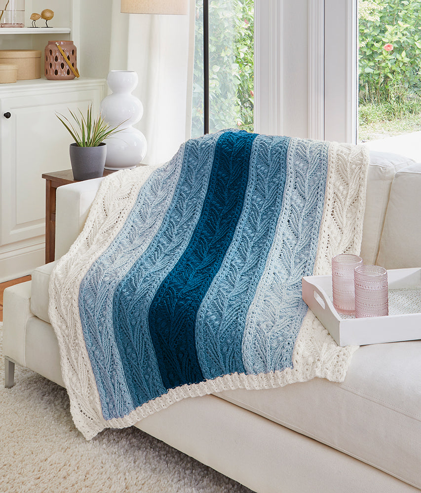 Jeté de feuilles côtelées