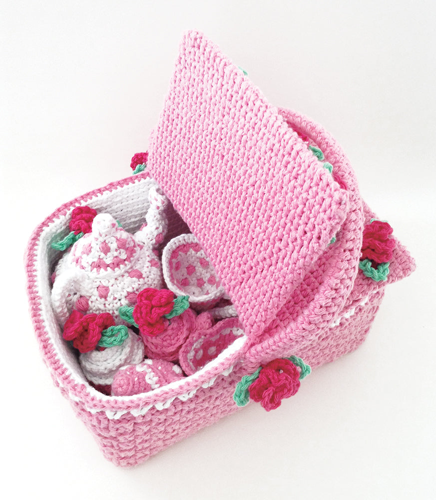 Service à thé à pois avec kit panier pique-nique