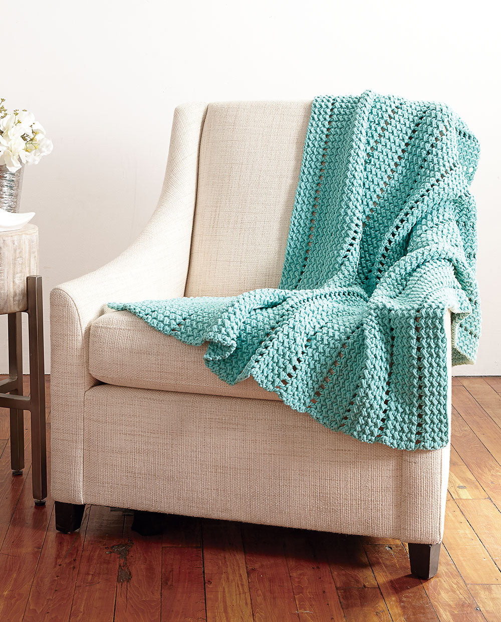 Free Eyelets and Textures Blanket Pattern