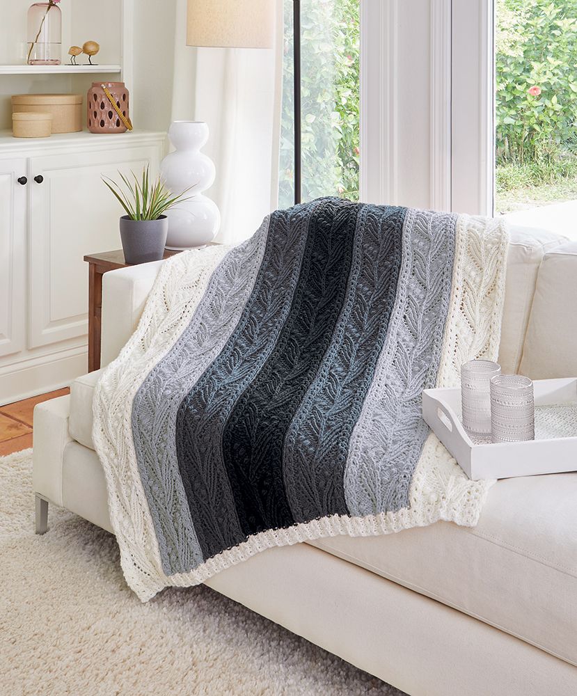 Jeté de feuilles côtelées