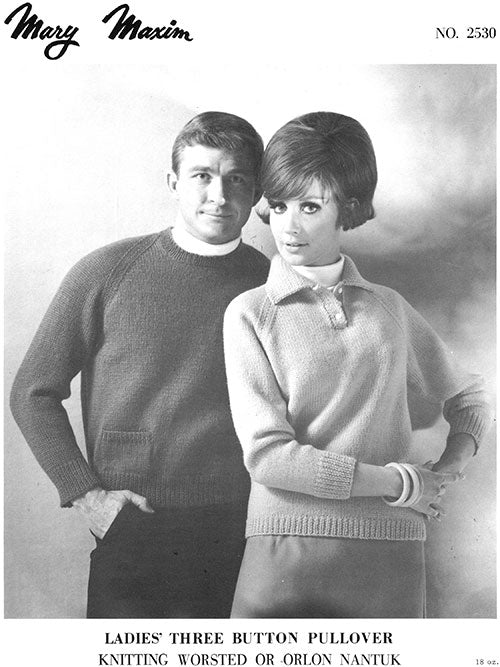 Modèle de pull à trois boutons pour femme