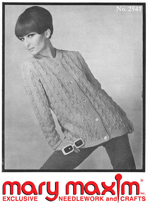 Modèle de cardigan torsadé