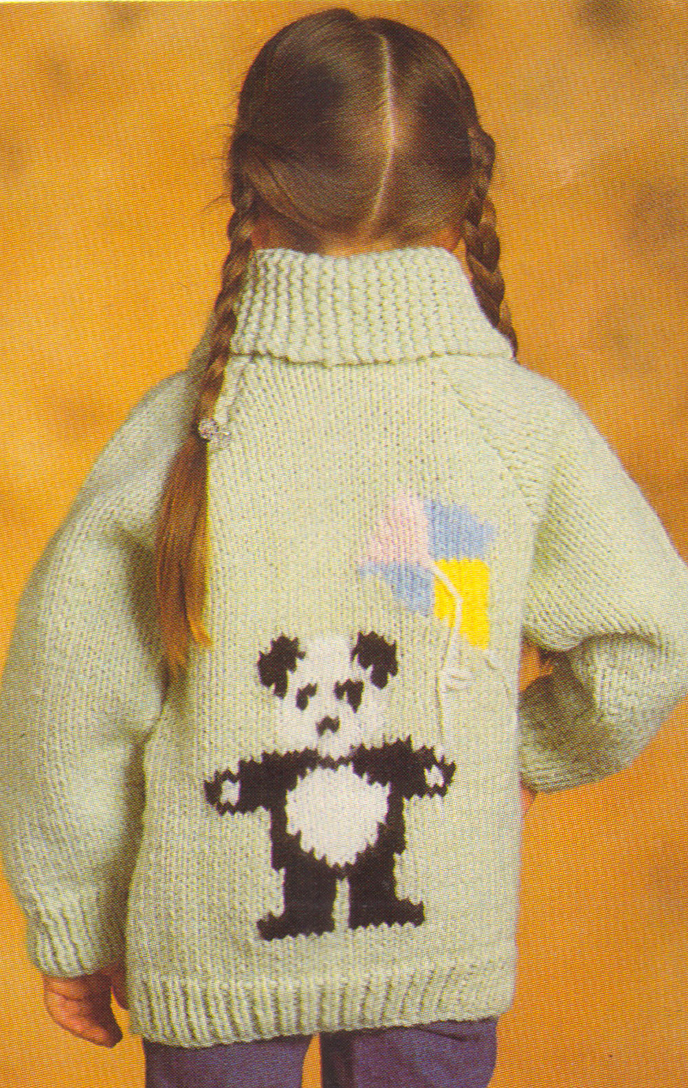 Panda avec un motif de pull cerf-volant