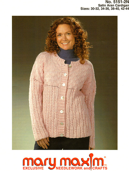 Modèle de cardigan en satin Aran