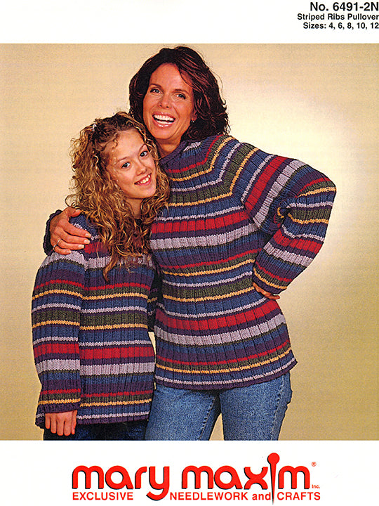 Modèle de pull à côtes rayées