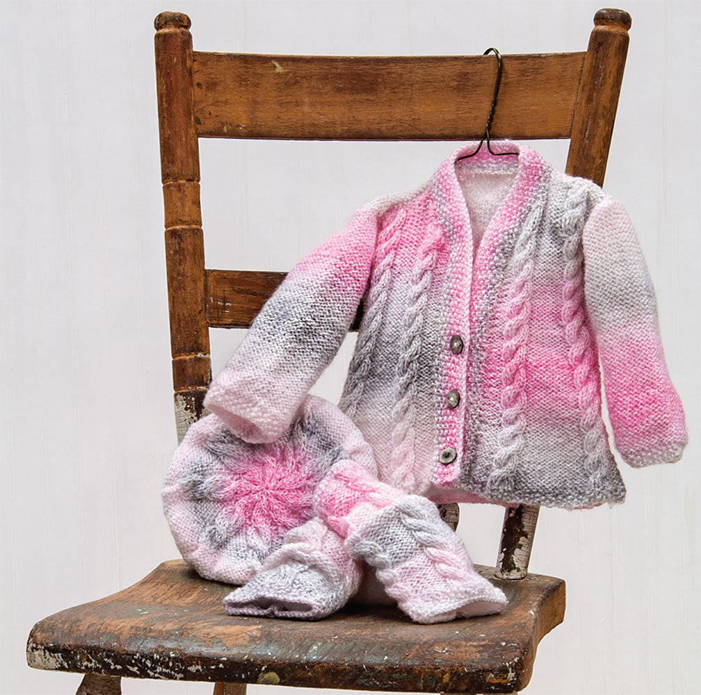 Modèle d’ensemble de cardigan swing câblé