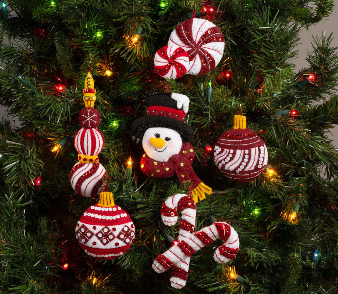 Snowman's Peppermint Collection Felt Ornaments Kit