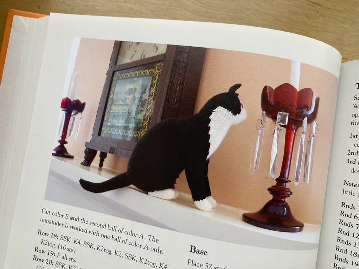 Victorian Housecat to Knit Book
