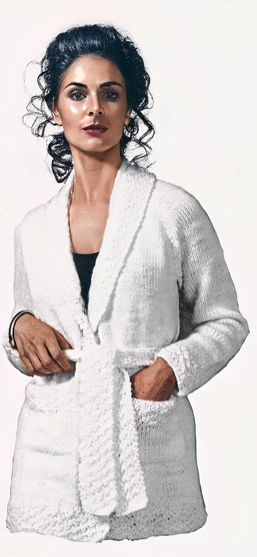 Patron de veste ceinturée pour femme