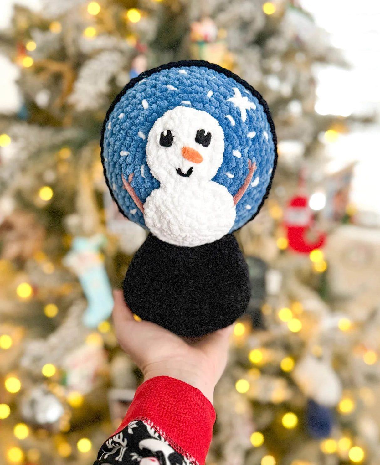 Free Frosty the Snow Globe Pattern