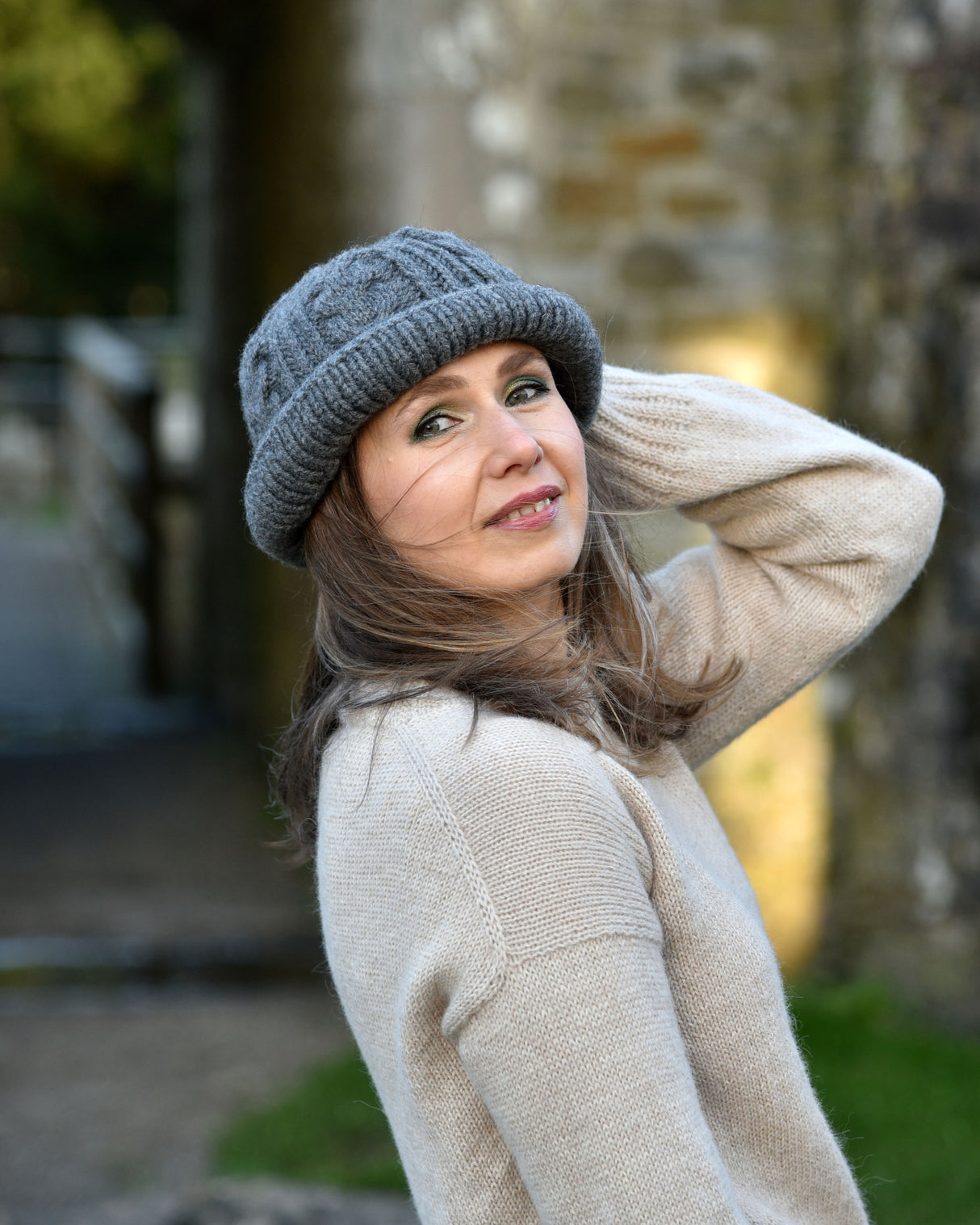 Winterberry Bucket Child/Adult Hat