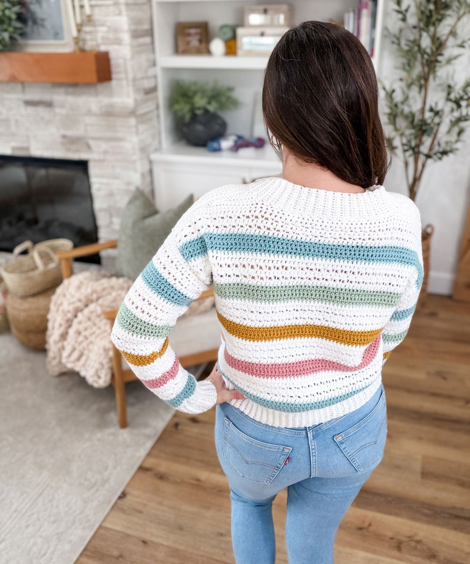 MJ's Signature Cardigan – Mary Maxim Ltd