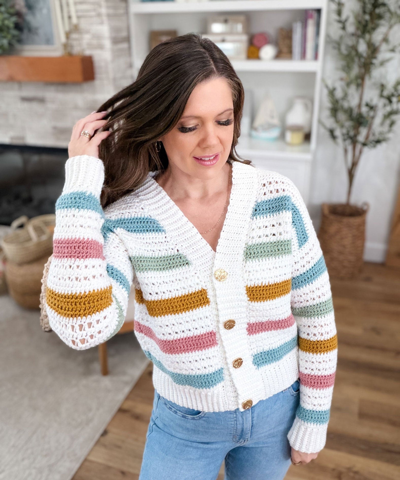 MJ's Signature Cardigan – Mary Maxim Ltd