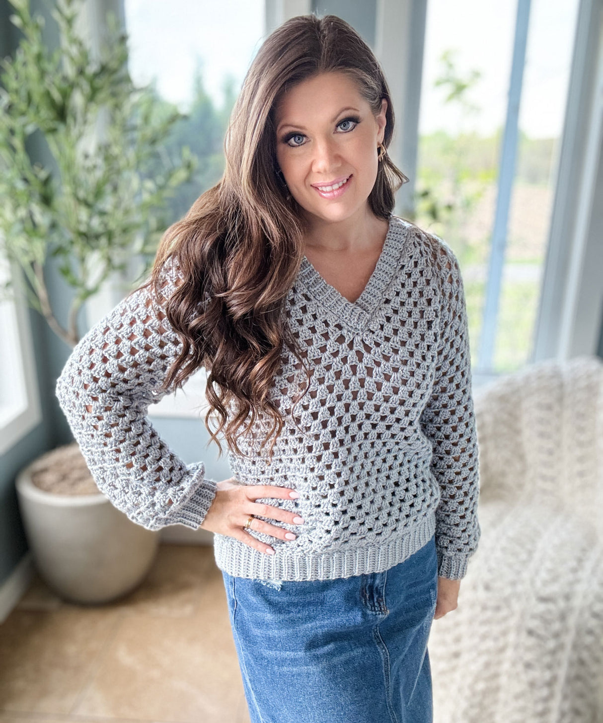 Granny Pop V-Neck Sweater