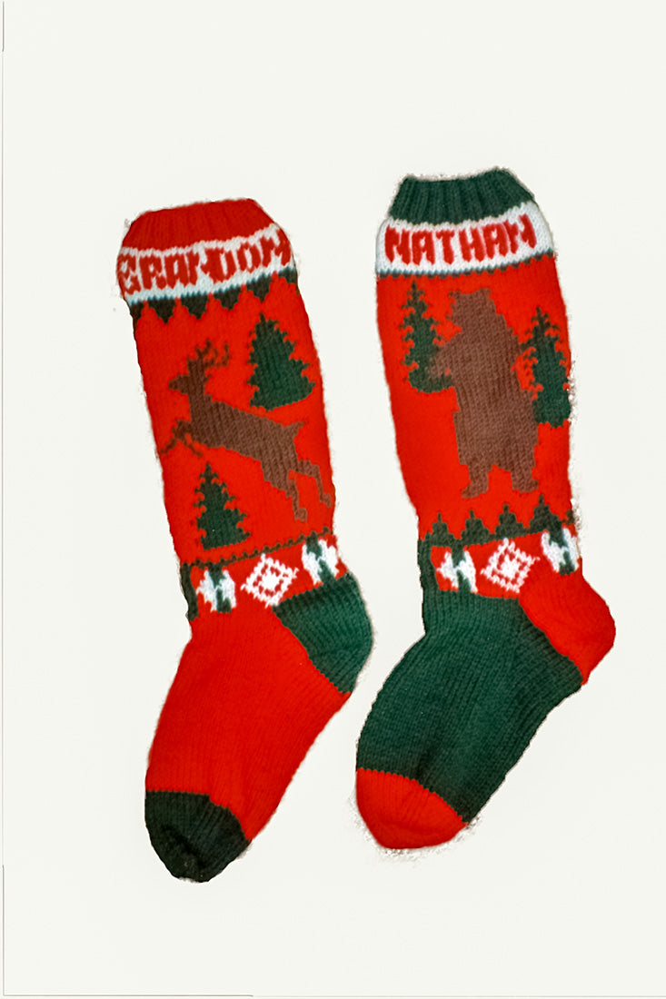 アンリ人形　ANRI 【First Christmas Stocking】 Deer And Bear Stockings Pattern – Mary Maxim Ltd
