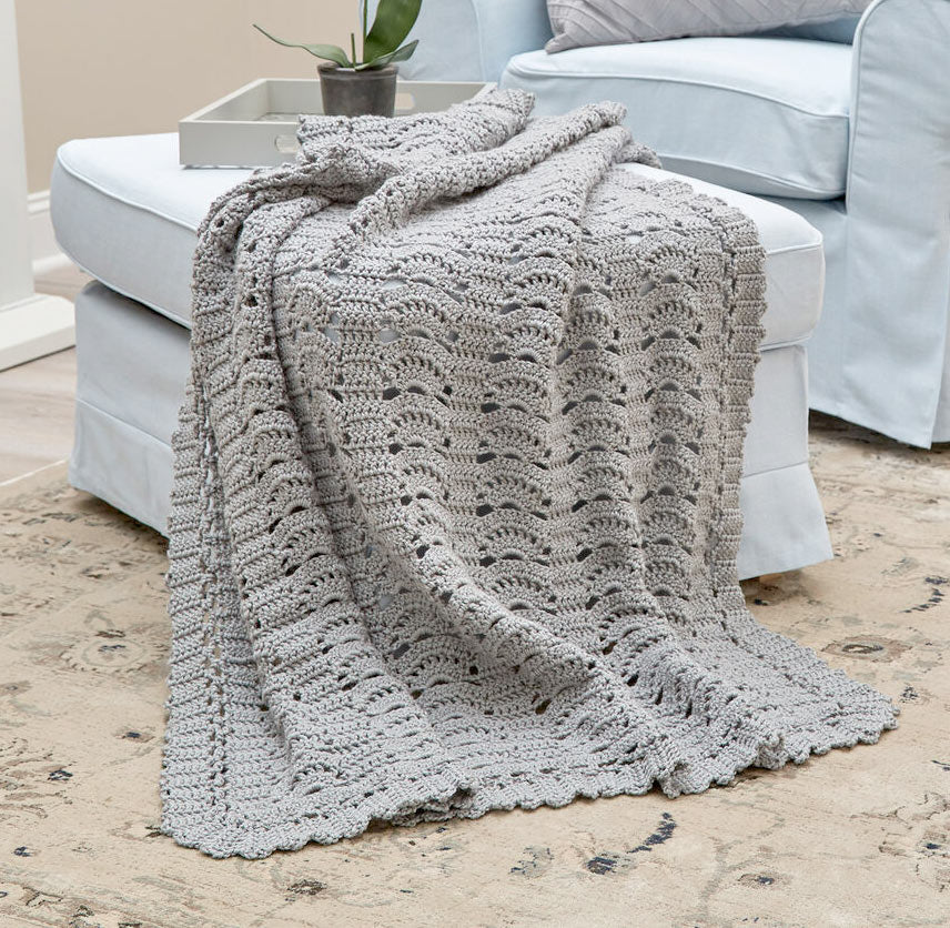 Free Remembering Bruges Throw Pattern