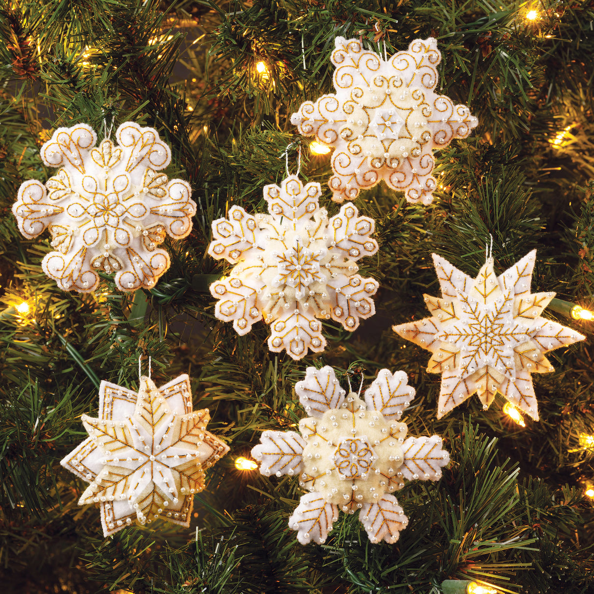 Pearl Snowflakes Felt Ornaments Kit