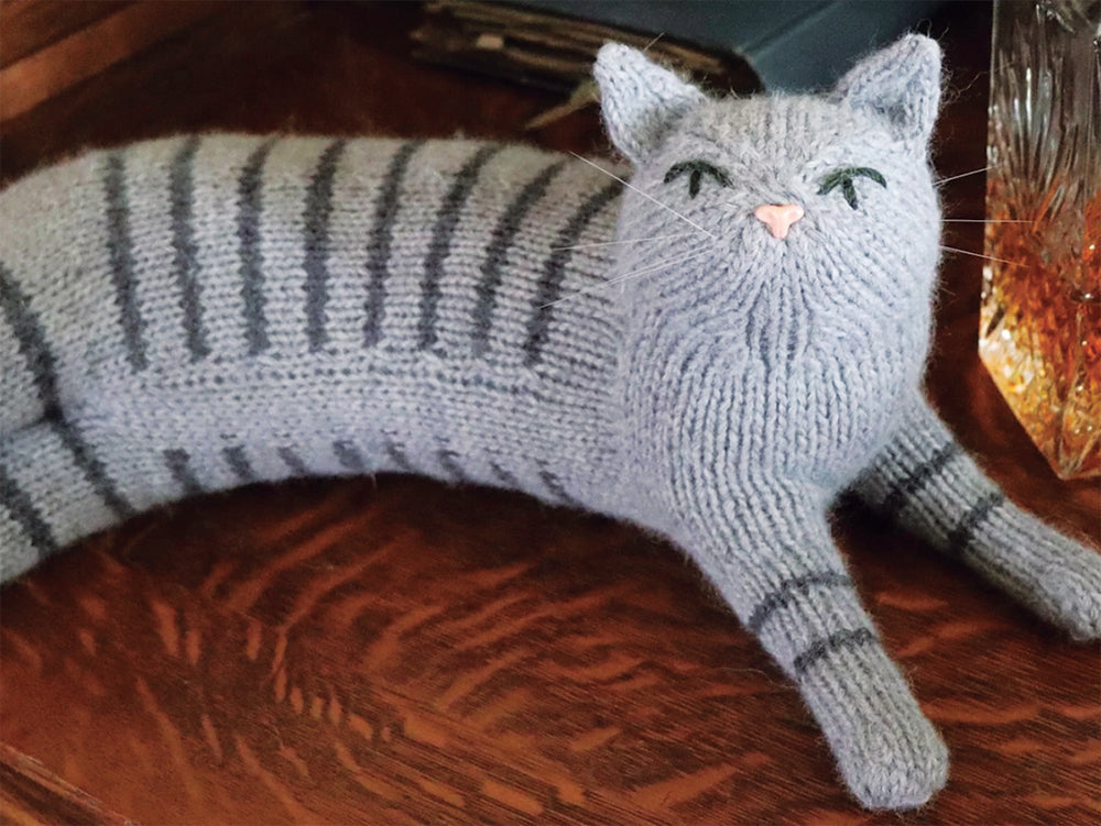 Victorian Housecat to Knit Book