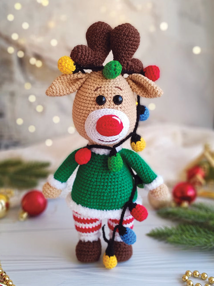 Christmas Deer in Lights Crochet Kit