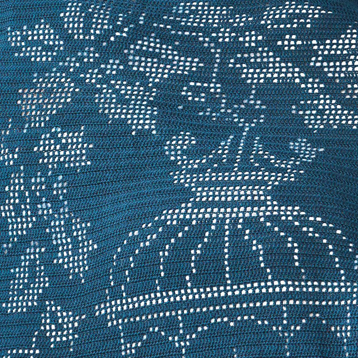 Winter Welcome Throw