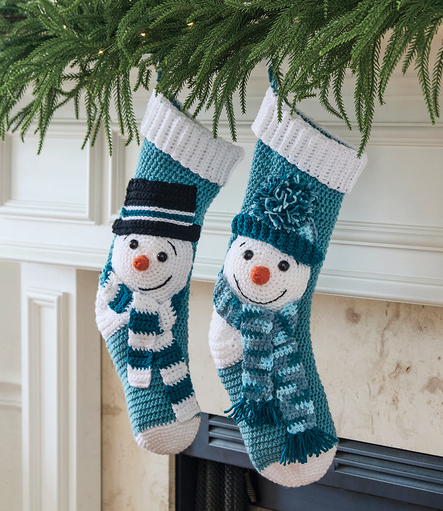 アンリ人形　ANRI 【First Christmas Stocking】 Snow Buddy Stockings – Mary Maxim Ltd