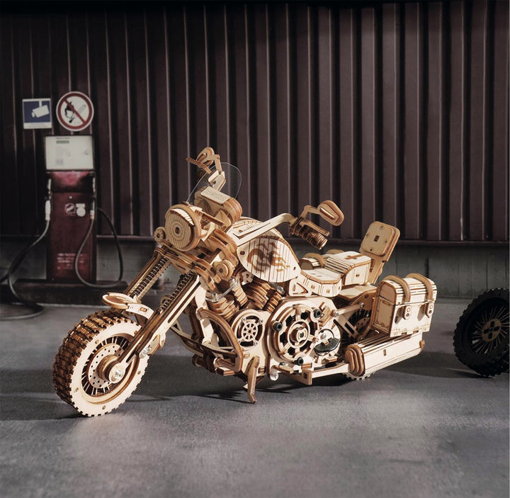 Cruiser Motorcycle Wood Mechanical Model Kit