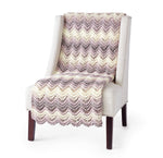 Couverture à crêtes ondulées au crochet