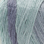 Couverture à crêtes ondulées au crochet