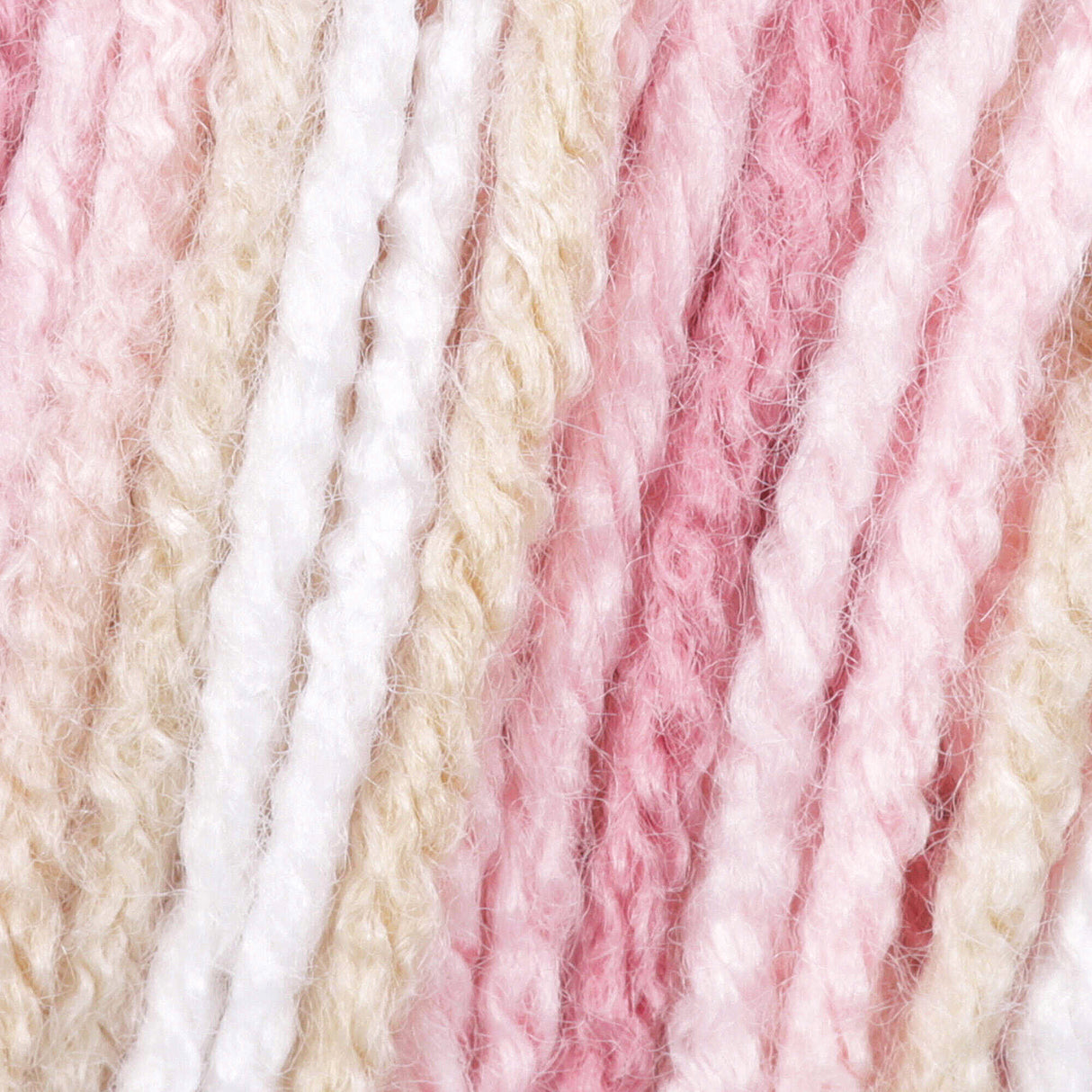 Couverture à crêtes ondulées au crochet